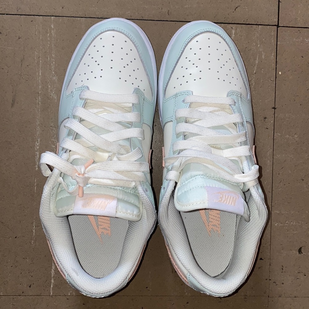 USED/GREAT CONDITION NIKE DUNKS